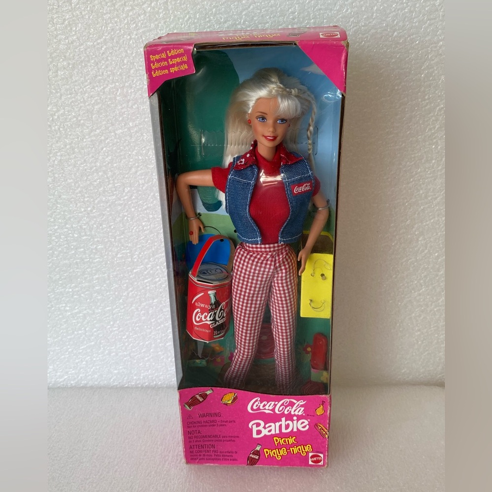Vintage 1997 Mattel COCA-COLA BARBIE
PICNIC Special Edition Doll #19626